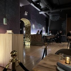 Kama Bistro - West Loop - Front entrance view