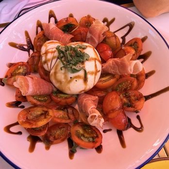 Pazza Notte - Caprese alla Romano - Pizza Near Me - Sacramento, California Pazza Notte - Caprese alla Romano - Pizza Near Me - Sacramento, California