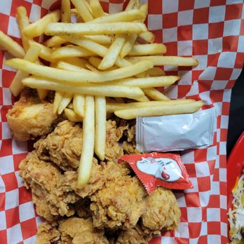 Cuckoos Grill - Popcoen chicken - Mediterranean Near Me - Sacramento, California Cuckoos Grill - Popcoen chicken - Mediterranean Near Me - Sacramento, California