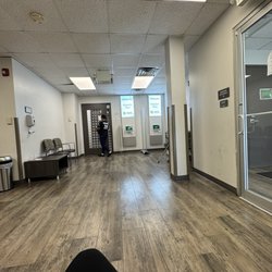 Quest Diagnostics - Waiting room and kiosks