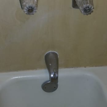 Poipu Shores - Old tub and fixtures - Hotels Near Me - Poipu, Hawaii Poipu Shores - Old tub and fixtures - Hotels Near Me - Poipu, Hawaii