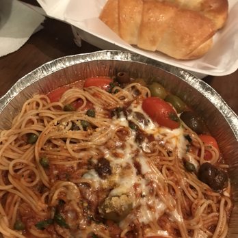 Di Rosani's - Spaghetti alla puttanesca - Italian Near Me - Irving, Texas Di Rosani's - Spaghetti alla puttanesca - Italian Near Me - Irving, Texas