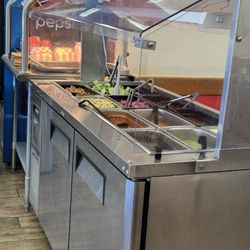 Taqueria La Esmeralda - Salsa bar