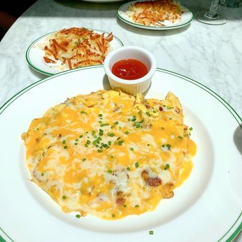 Sadelle's - Vegas Omlette IG: @ada.foodie - Breakfast & Brunch Near Me - Las Vegas, Nevada Sadelle's - Vegas Omlette IG: @ada.foodie - Breakfast & Brunch Near Me - Las Vegas, Nevada