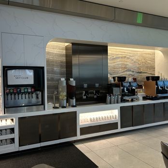 Delta Sky Club - Coffee - Airport Lounges Near Me - Seattle, Washington
