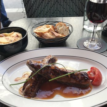 La Mascotte - Brasseries Near Me - Paris, 75