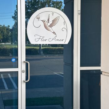 Flor Amor - Front Door - Floral Designers Near Me Flor Amor - Front Door - Floral Designers Near Me