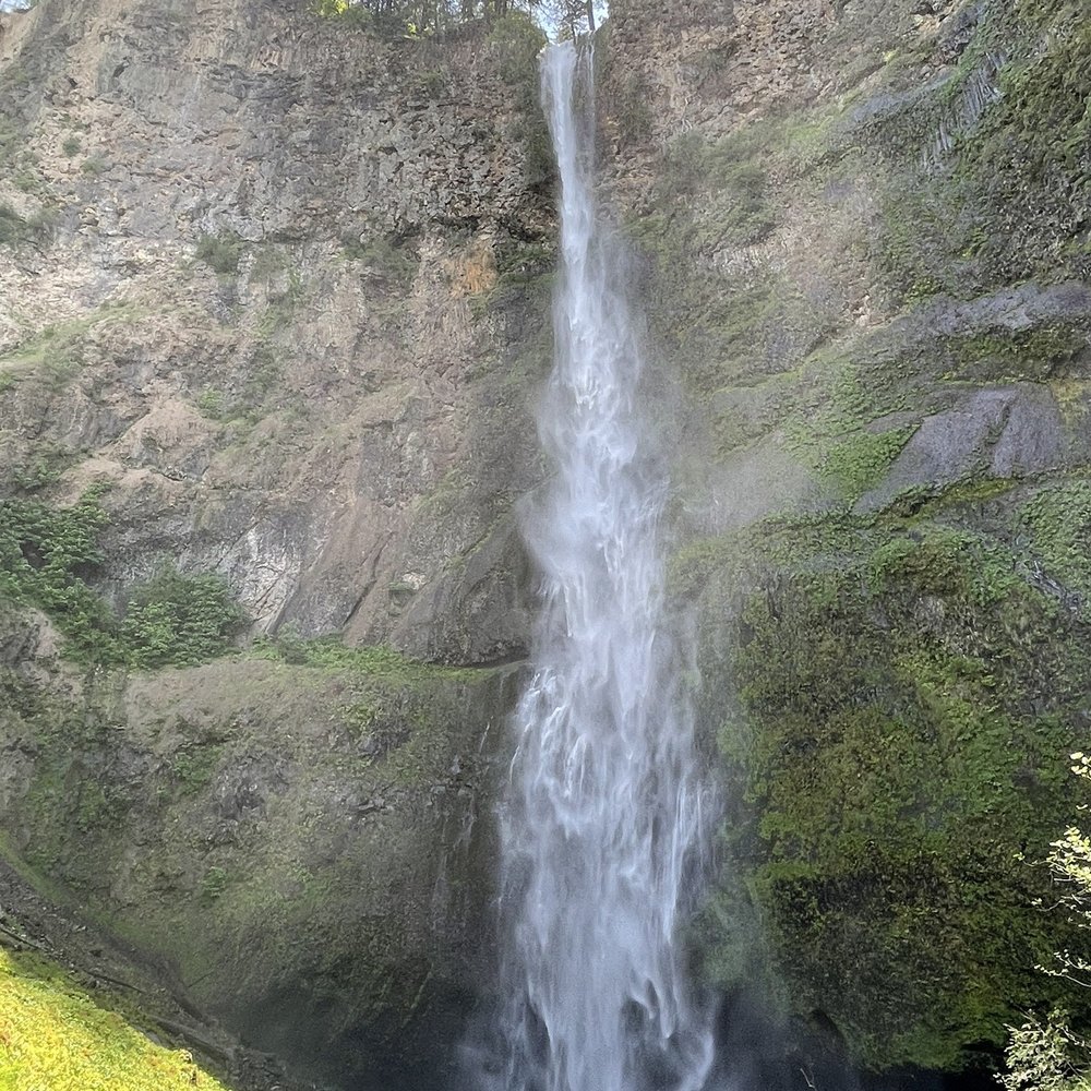 Multnomah Falls - Hiking Near Me - Bridal Veil, Oregon Multnomah Falls - Hiking Near Me - Bridal Veil, Oregon
