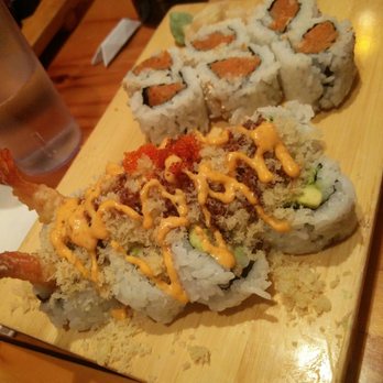 Manpuku - Poki Maki and crunch tempura roll. - Japanese Near Me - Berkeley, California Manpuku - Poki Maki and crunch tempura roll. - Japanese Near Me - Berkeley, California