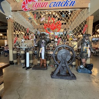 Cajun Crack'n - Inside Cajun Crack'n Milpitas - Seafood Near Me - Milpitas, California Cajun Crack'n - Inside Cajun Crack'n Milpitas - Seafood Near Me - Milpitas, California