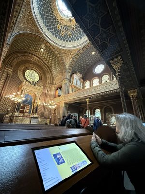 Spanish Synagogue by null