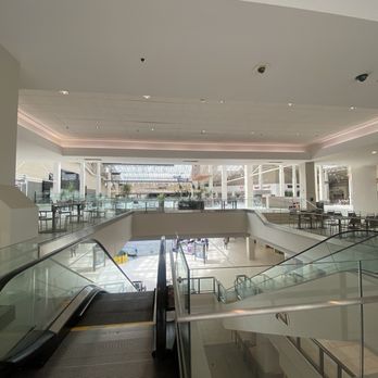 Lloyd Center - Shopping Centers Near Me - Portland, Oregon Lloyd Center - Shopping Centers Near Me - Portland, Oregon
