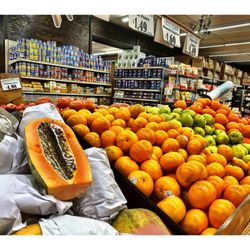 Edgewater Produce - EDGEWATER PRODUCE.(BrynMawr/Clark Area, Cross from Jewel) Fresh Produce,Veggies & Fruits Grocery, Deli etc . Nice & Easy. Clean Place. Cool!