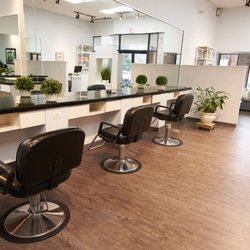 Salon 293 East