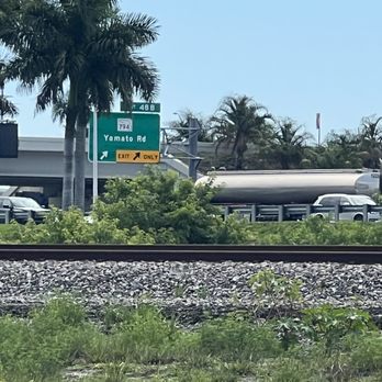 T-Rex Trail - Parks Near Me - Boca Raton, Florida