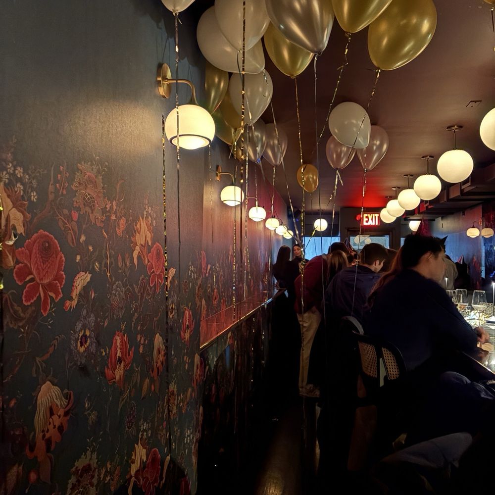 Perle Wine & Raw Bar - Wine Bars Near Me - New York, New York Perle Wine & Raw Bar - Wine Bars Near Me - New York, New York