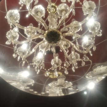 Parlament - Ceiling lights in the Parlament hall... - German Near Me - Hamburg, HH Parlament - Ceiling lights in the Parlament hall... - German Near Me - Hamburg, HH