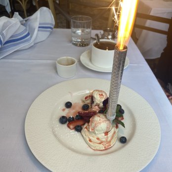 South Bay - Pavlova - New American Near Me - Greenwich, Connecticut South Bay - Pavlova - New American Near Me - Greenwich, Connecticut