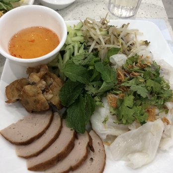 Pho Que Huong - Banh Cuon: Vietnamese Steamed Rice Rolls (okay but can be yum sometimes) - Vietnamese Near Me - Honolulu, Hawaii Pho Que Huong - Banh Cuon: Vietnamese Steamed Rice Rolls (okay but can be yum sometimes) - Vietnamese Near Me - Honolulu, Hawaii