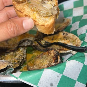 Big Ez Seafood & Oyster - Seafood Near Me - Arlington, Texas