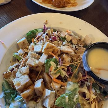 Applebee's Grill + Bar - Asian chicken salad - American Near Me - Woodland, California