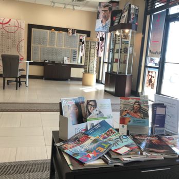 Optimum Eyecare - Waiting area - Optometrists Near Me - Arlington, Texas Optimum Eyecare - Waiting area - Optometrists Near Me - Arlington, Texas