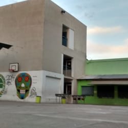 Escuela García Faure - Kiosco en el patio.
