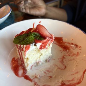Candente - Bellaire - Tres leches dessert - Tex-Mex Near Me - Bellaire, Texas Candente - Bellaire - Tres leches dessert - Tex-Mex Near Me - Bellaire, Texas