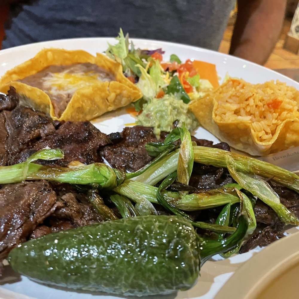 Casa Colima Mexican Restaurant - Tualatin - Carne asada - Mexican Near Me - Tualatin, Oregon