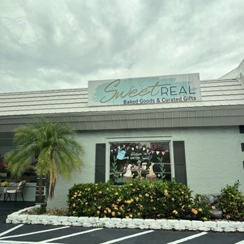 Sweet Real - Outside of location - Bakeries Near Me - Cape Coral, Florida