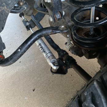 Gladstone Dodge Chrysler Jeep & RAM - Sway bar link got broken by them but according to them it was like that when I took it in. - Car Dealers Near Me - Gladstone, Missouri Gladstone Dodge Chrysler Jeep & RAM - Sway bar link got broken by them but according to them it was like that when I took it in. - Car Dealers Near Me - Gladstone, Missouri