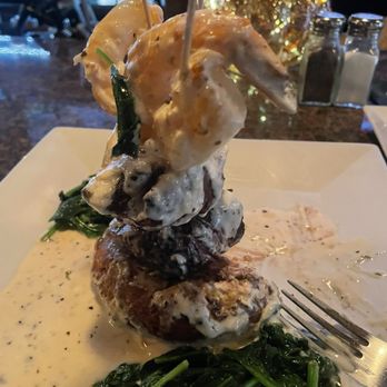 350 Grill - Fil mig w/ shrimp n scallop - New American Near Me - Springfield, Massachusetts