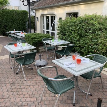 Bistrot des Grands Crus - French Near Me - Chablis, 89 Bistrot des Grands Crus - French Near Me - Chablis, 89