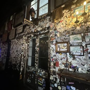 Old Absinthe House - Dive Bars Near Me - New Orleans, Louisiana