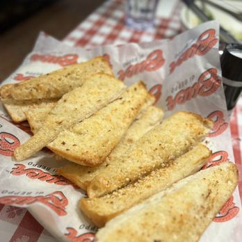 Buca di Beppo Italian Restaurant - Garlic Bread - Italian Near Me - Santa Clarita, California Buca di Beppo Italian Restaurant - Garlic Bread - Italian Near Me - Santa Clarita, California