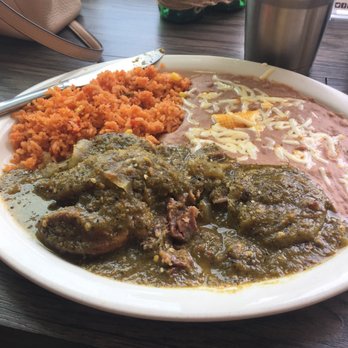Rosa's Cafe - Mmm Chamorro de res en salsa verde - Mexican Near Me - Ogden, Utah Rosa's Cafe - Mmm Chamorro de res en salsa verde - Mexican Near Me - Ogden, Utah
