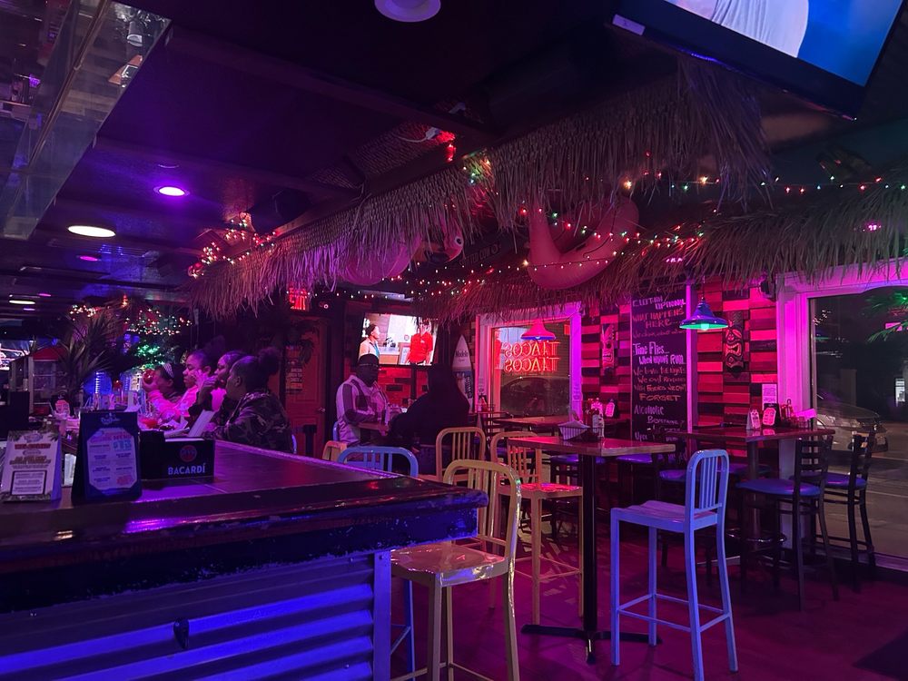 Mangos Cafe