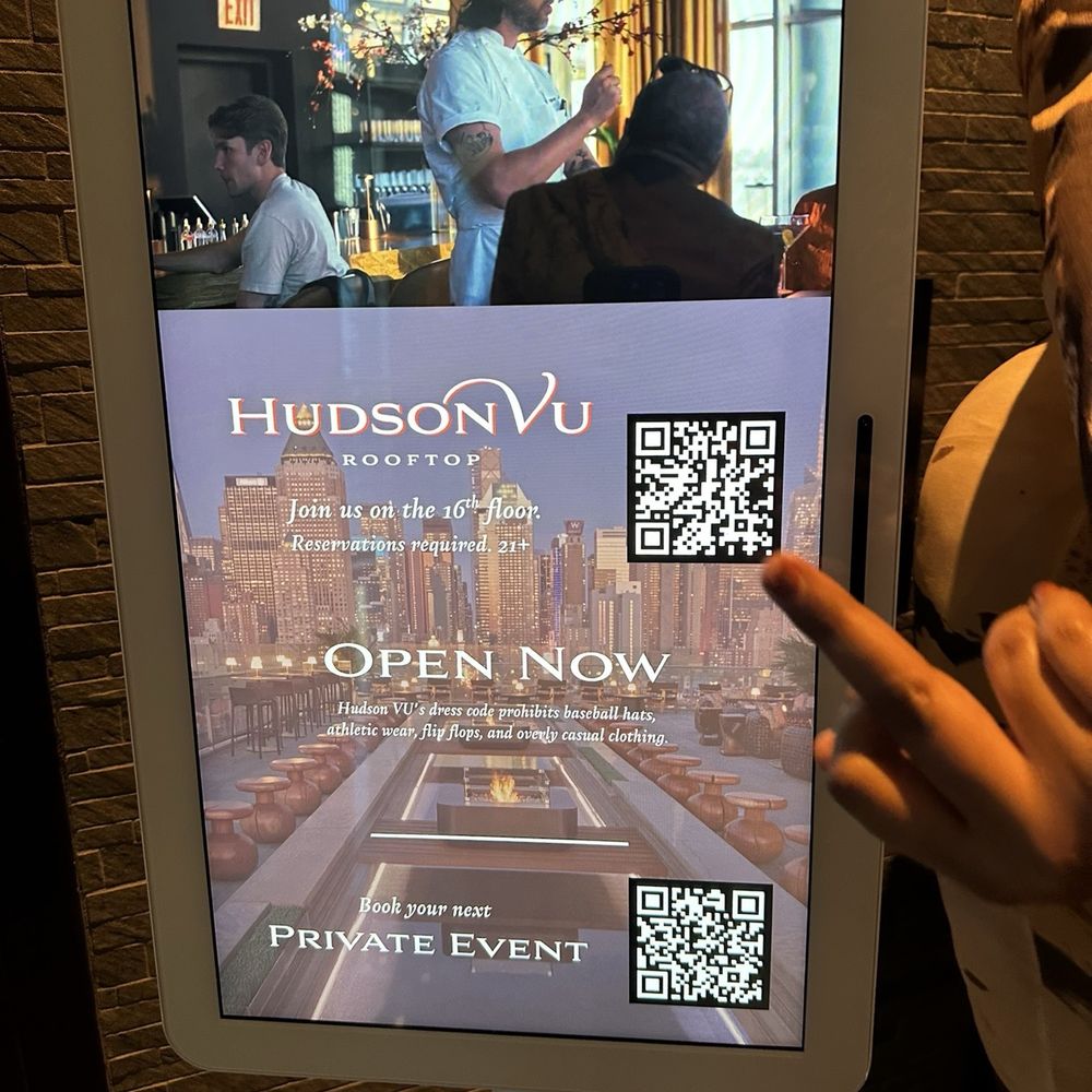 Hudson VU - Signage - Lounges Near Me - New York, New York