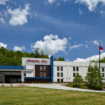 Hampton Inn Brevard - Exterior - Hotels Near Me - Pisgah Forest, North Carolina