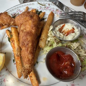 Harry's Beach House - Fish and chips. - Breakfast & Brunch Near Me - Seattle, Washington Harry's Beach House - Fish and chips. - Breakfast & Brunch Near Me - Seattle, Washington
