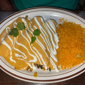 The Best 10 Food Near Duesy S Sportsbar Grille In Fort Wayne In Yelp