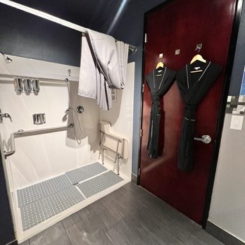 IMR Massage - Eastern - Bathroom with Showers - Massage Near Me - Las Vegas, Nevada