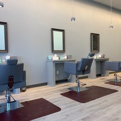 iLove Eyebrow Threading - Threading Stations