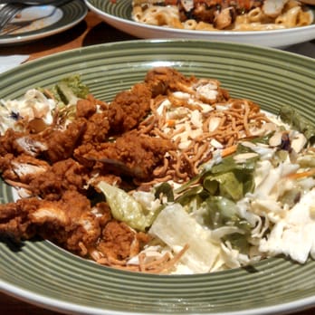 Applebee's Grill + Bar - Oriental Chicken Salad - American Near Me - Woodbridge, New Jersey Applebee's Grill + Bar - Oriental Chicken Salad - American Near Me - Woodbridge, New Jersey