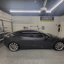 Quality Glassworks - Tesla windshield
