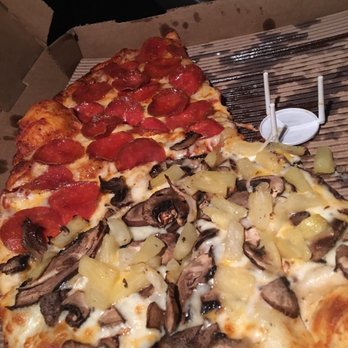Round Table Pizza - Pizza Near Me - San Rafael, California