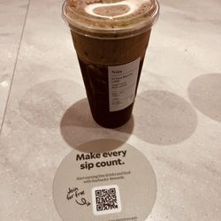 Starbucks - Matcha Latte ice with cold foam and chocolate drizzle