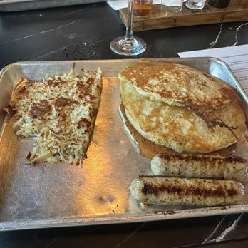 Andersons Eatery and Distillery - Pancakes with sausages - Whiskey Bars Near Me - Denton, Texas