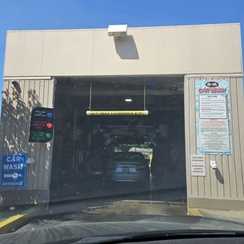 G&M Car Wash - Entrance - Car Wash Near Me - Norwalk, California G&M Car Wash - Entrance - Car Wash Near Me - Norwalk, California