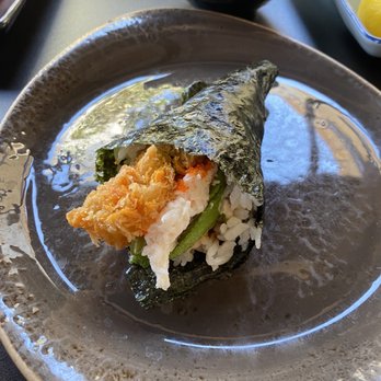 Mikuni - Mikey hand roll - Japanese Near Me - Concord, California
